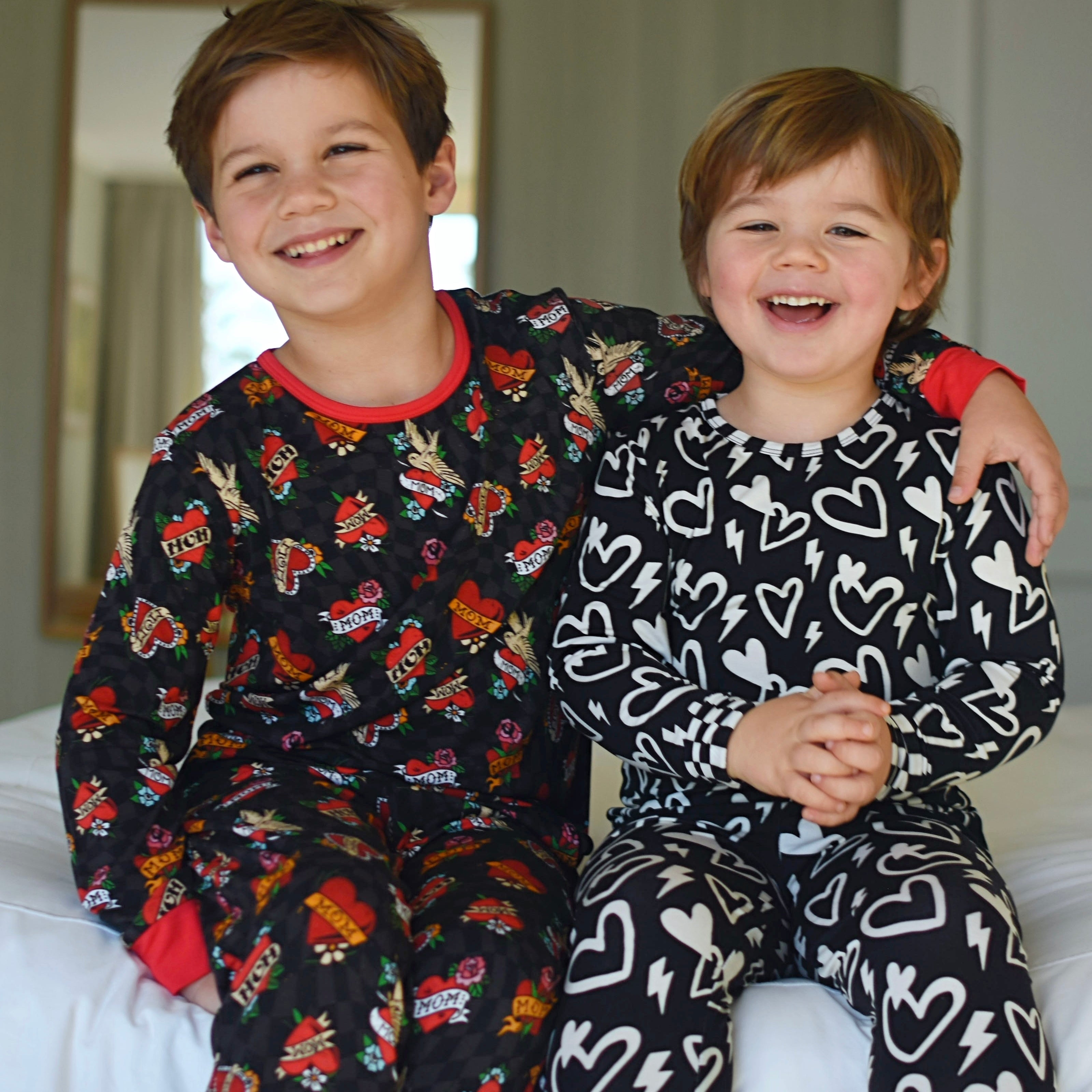 BW Hearts Bamboo Long Sleeve Pajamas
