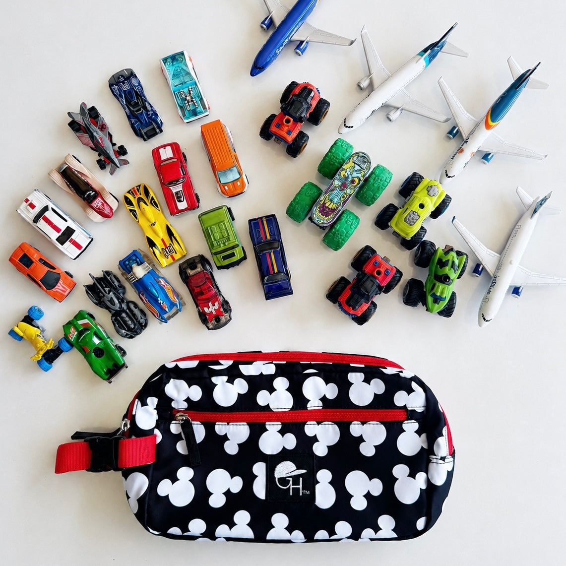 Waterproof Character Dopp Kit