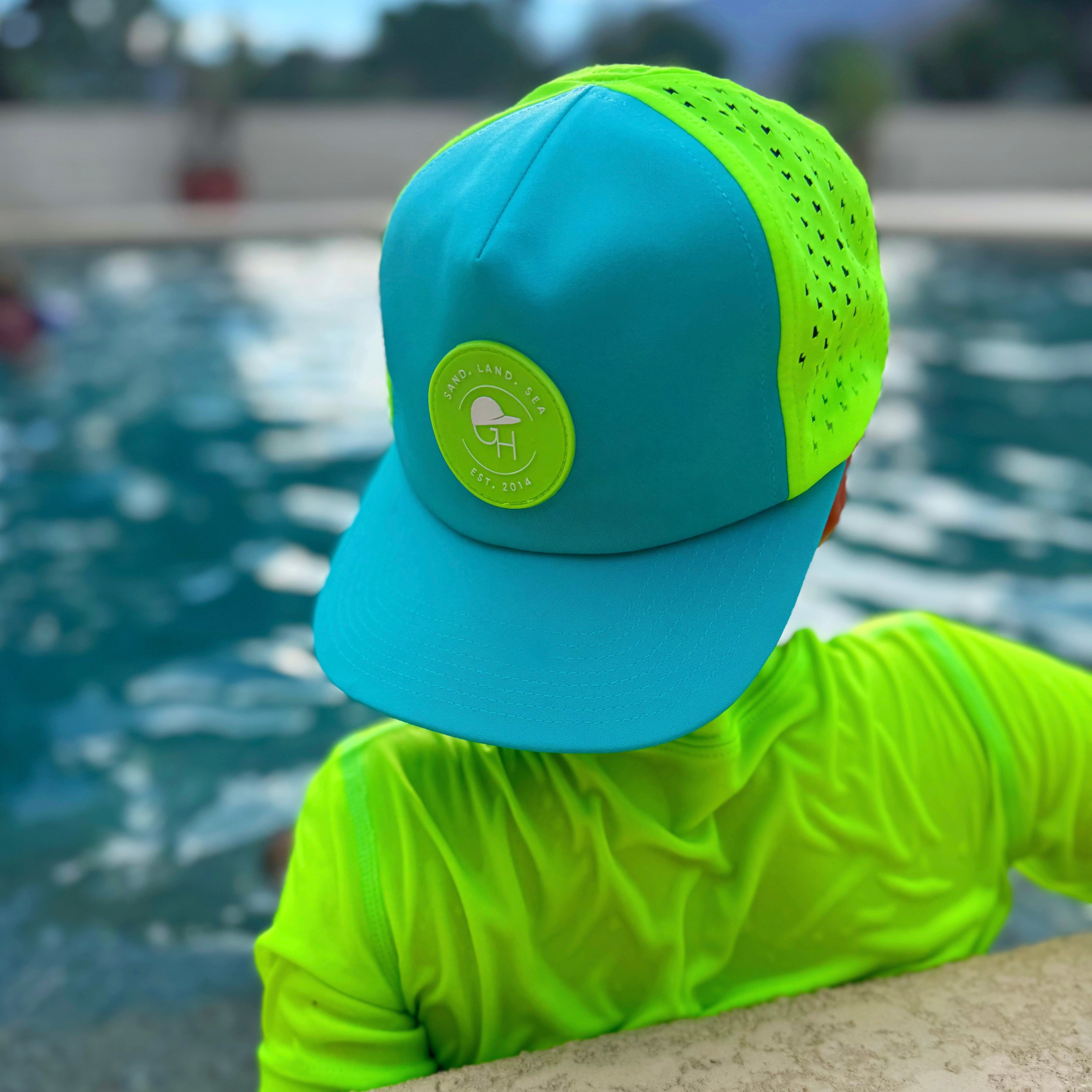 Color Block Neon Spotfast™ Active Trucker