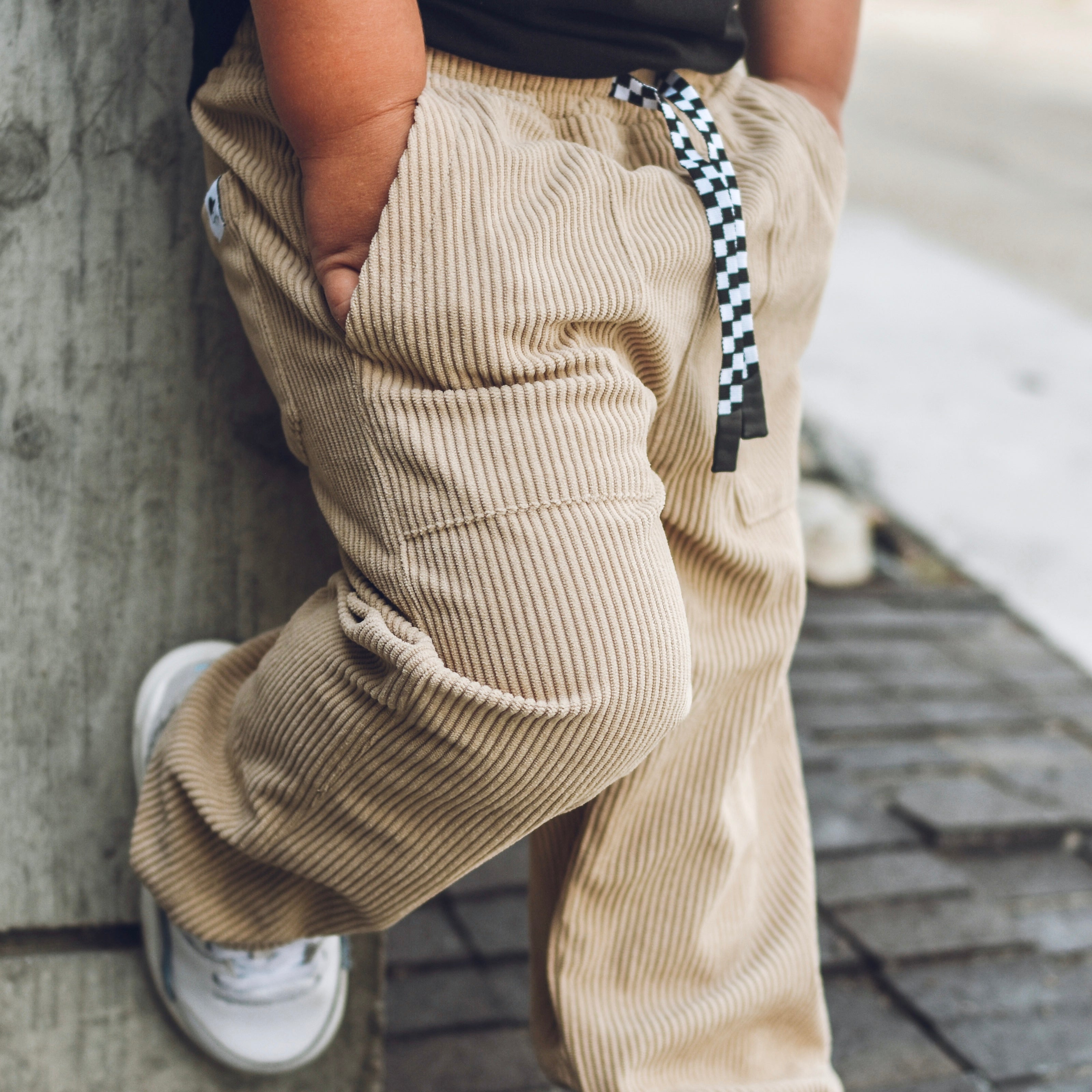 Relaxed Ribbed Corduroy Pant