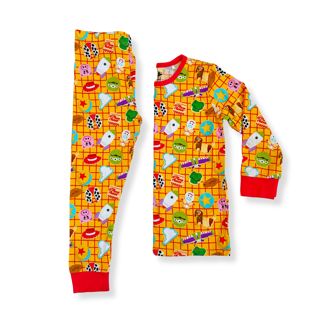 Character Holiday Bamboo Long Sleeve Pajamas