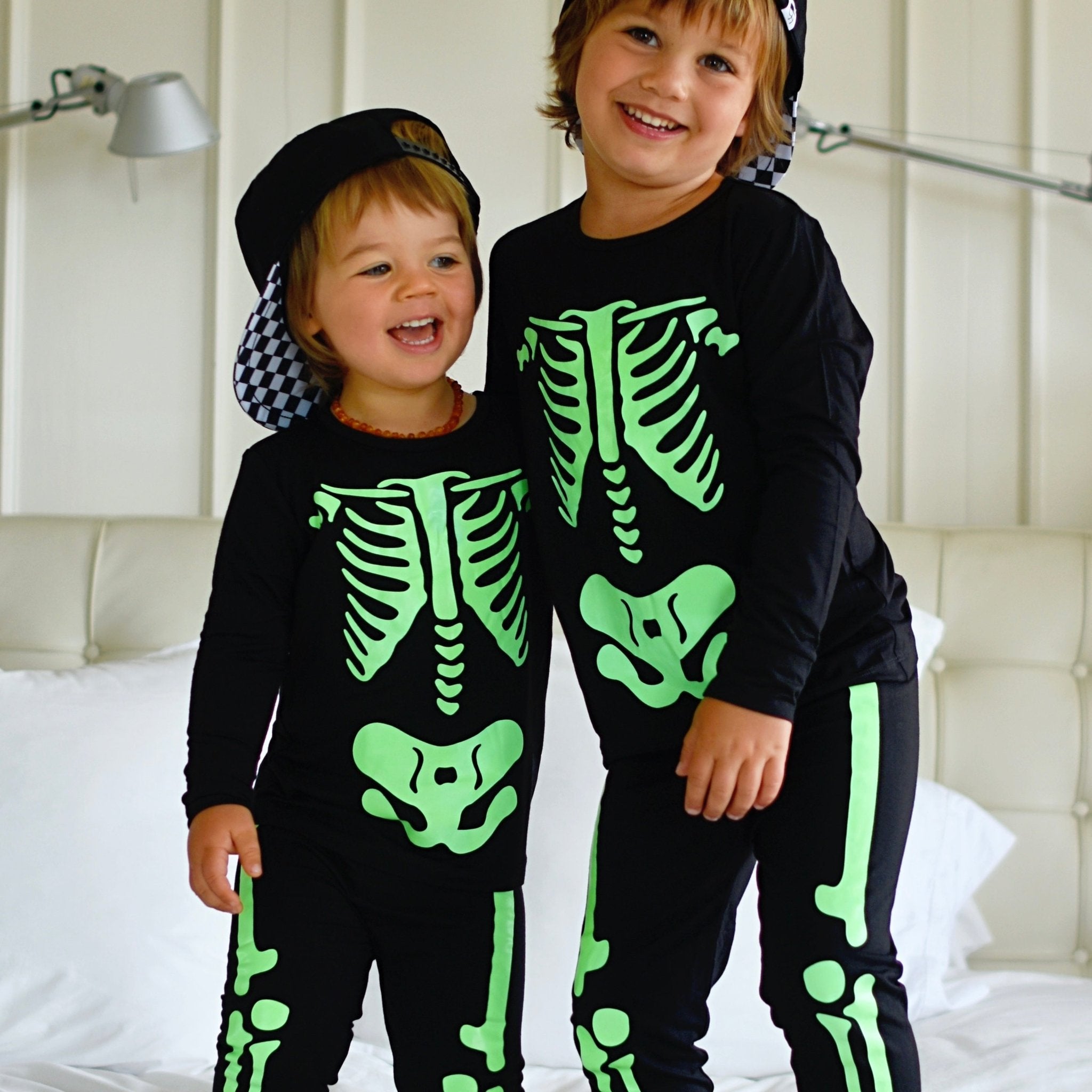 Neon Skeleton Bamboo Long Sleeve Pajamas - George Hats