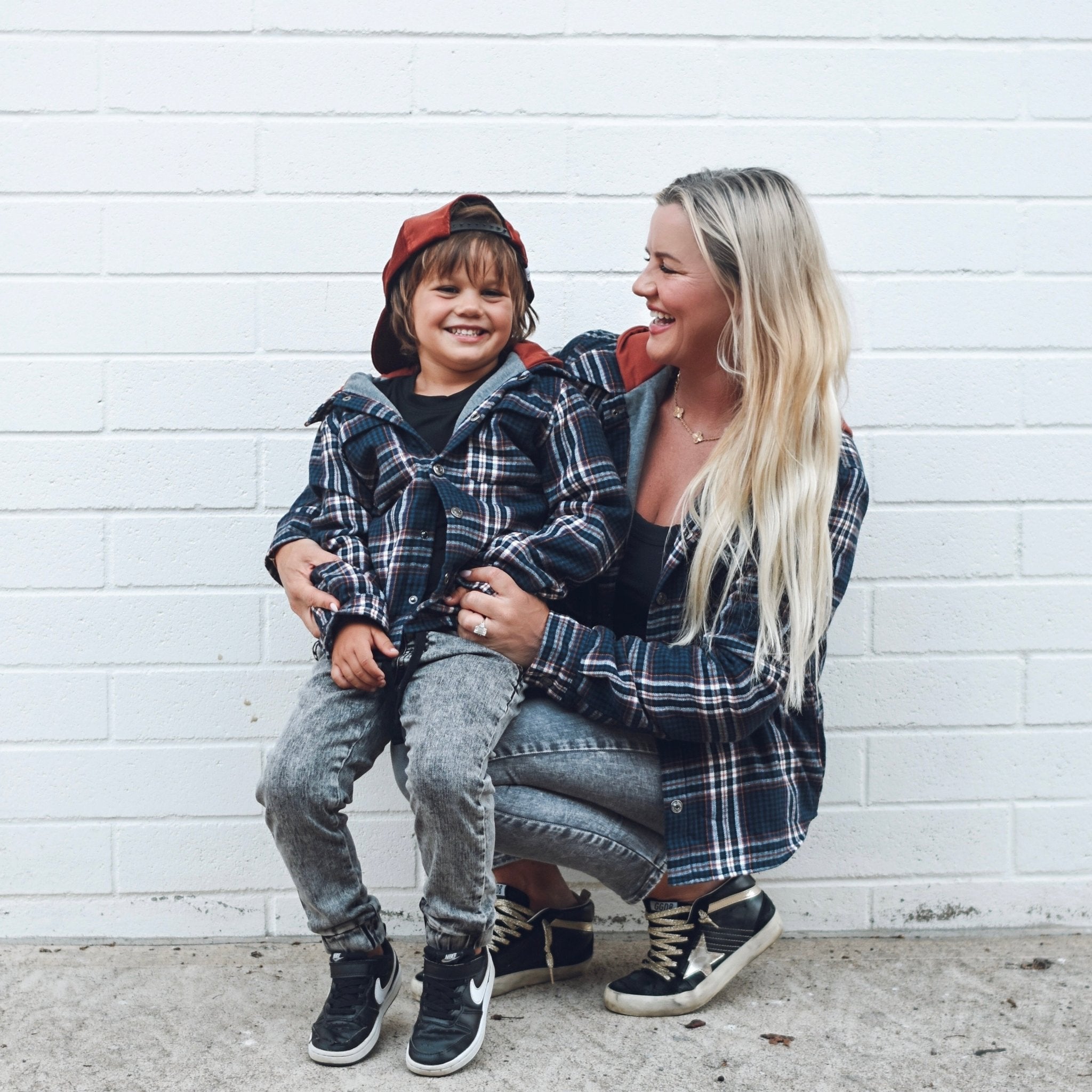 Women’s Midnight Plaid Hooded Flannel - George Hats