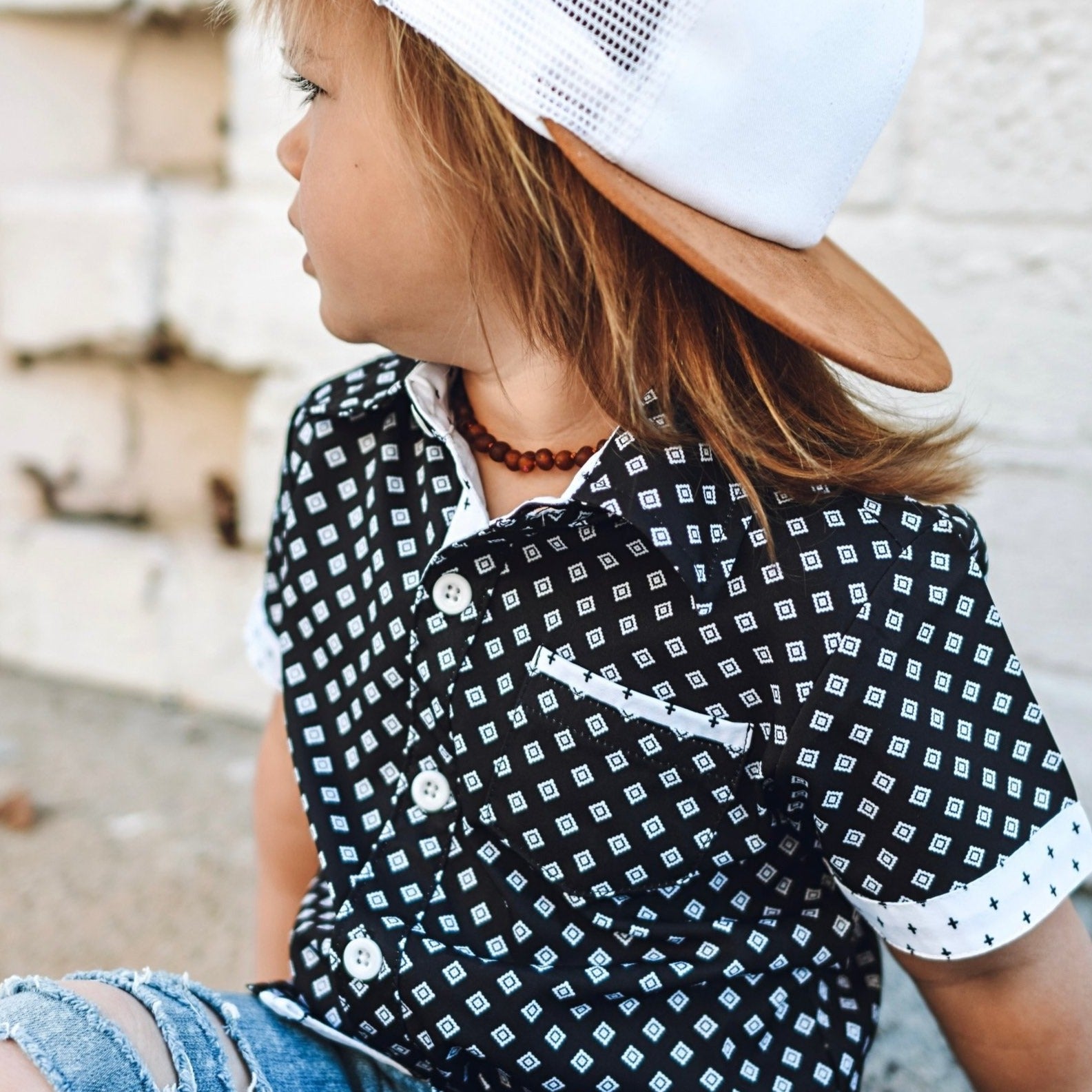 Black White Collared Shirt - George Hats