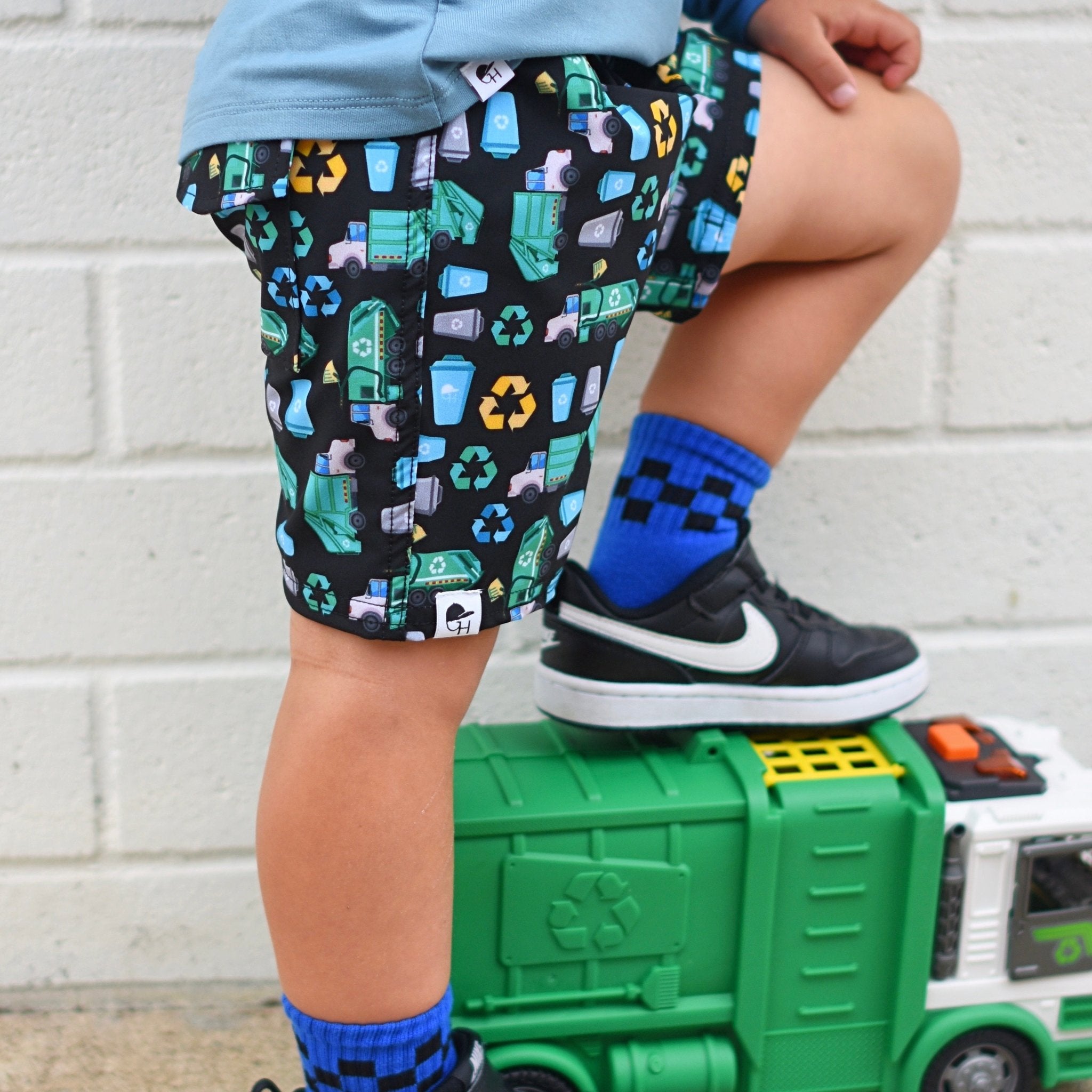 Trash Truck Hybrid Walk Shorts - George Hats